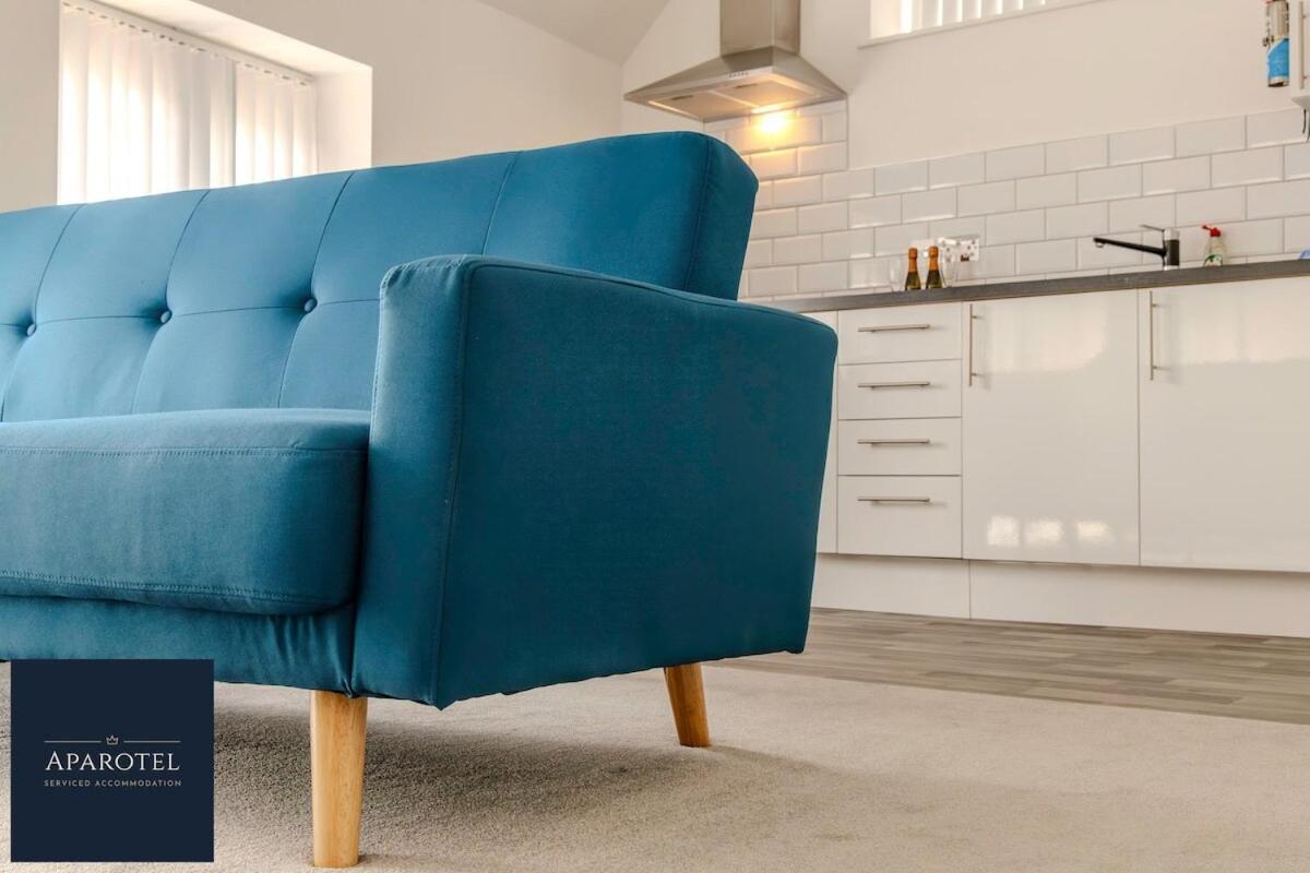 Aparotel Serviced Apartments - Stonehenge, Amesbury Town Centre Værelse billede