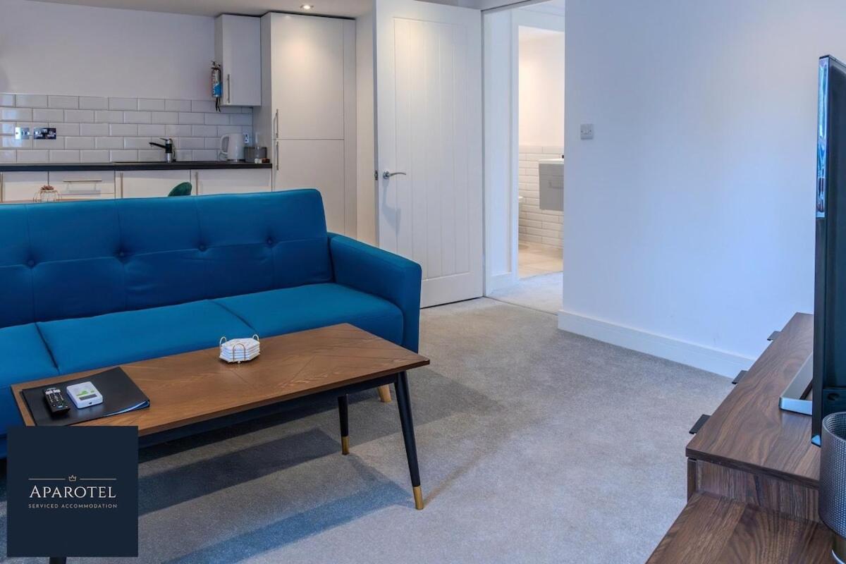 Aparotel Serviced Apartments - Stonehenge, Amesbury Town Centre Værelse billede