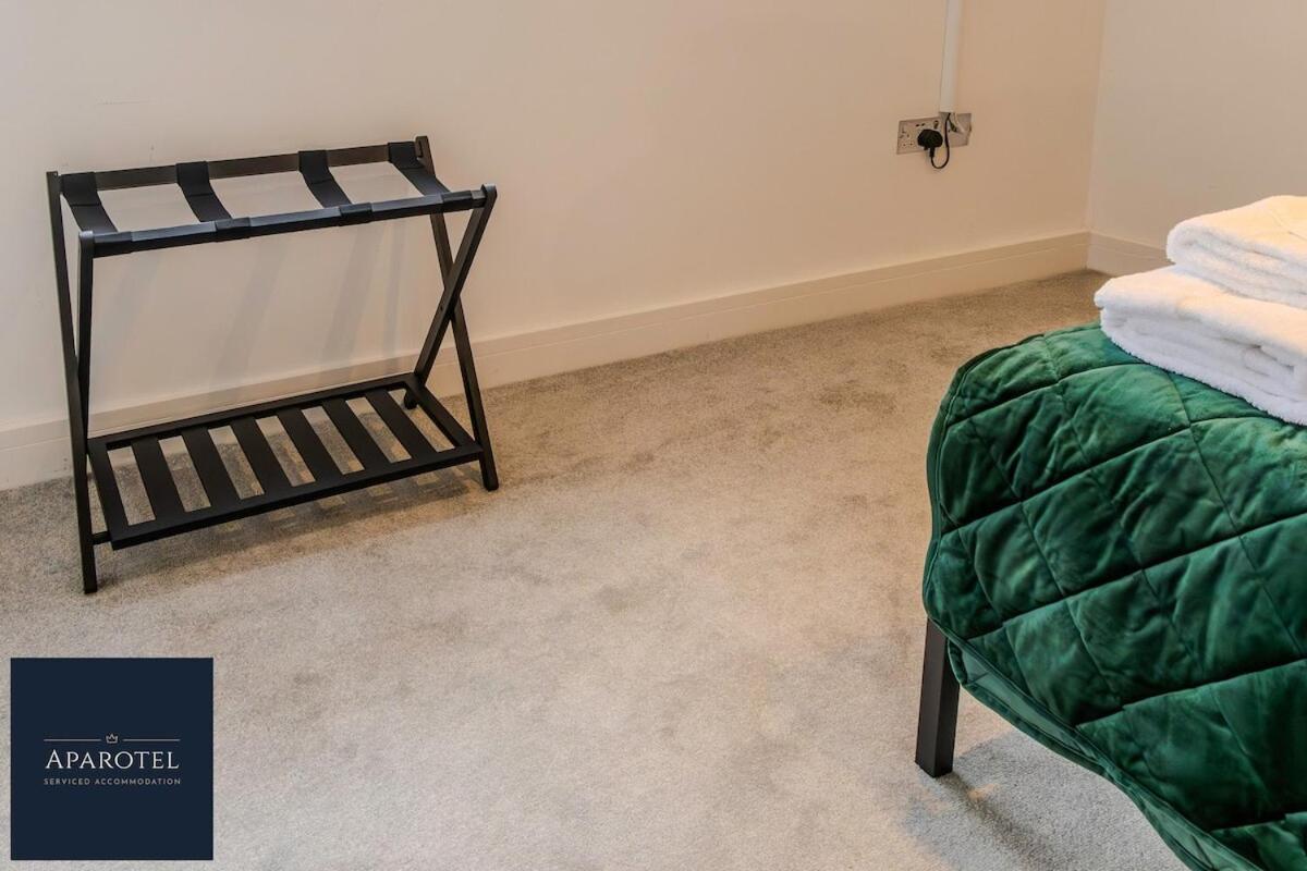 Aparotel Serviced Apartments - Stonehenge, Amesbury Town Centre Værelse billede