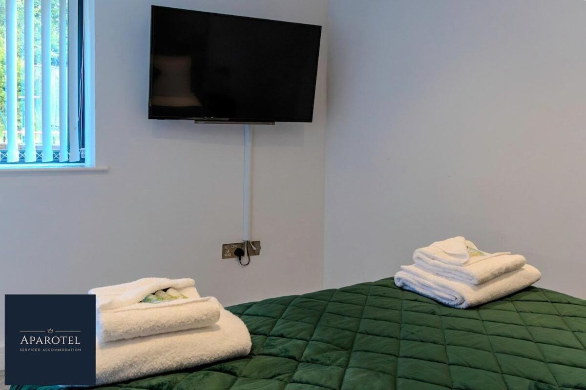 Aparotel Serviced Apartments - Stonehenge, Amesbury Town Centre Værelse billede