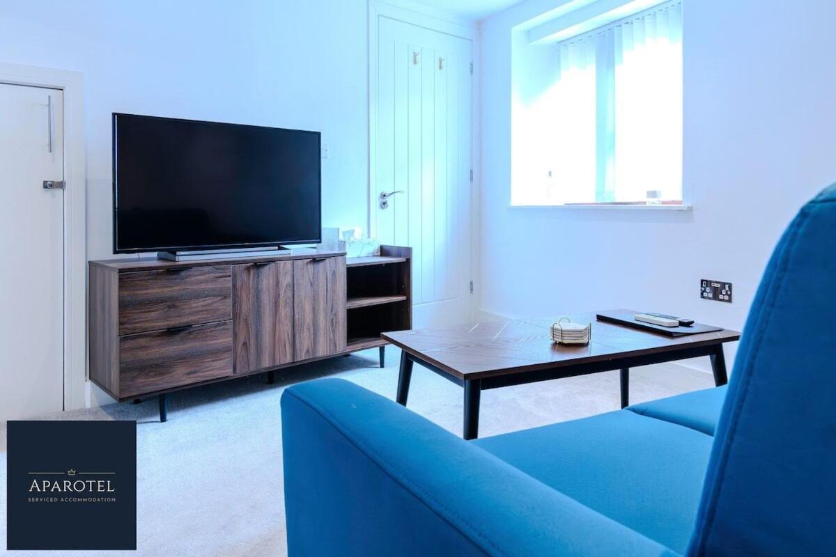 Aparotel Serviced Apartments - Stonehenge, Amesbury Town Centre Værelse billede