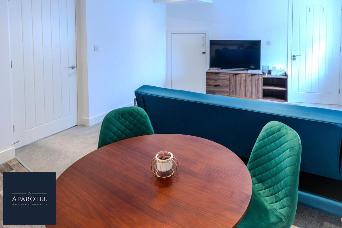 Aparotel Serviced Apartments - Stonehenge, Amesbury Town Centre Værelse billede