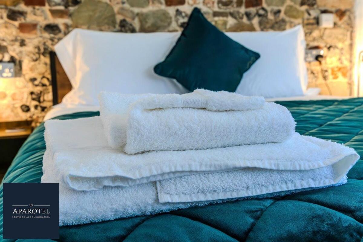Aparotel Serviced Apartments - Stonehenge, Amesbury Town Centre Værelse billede