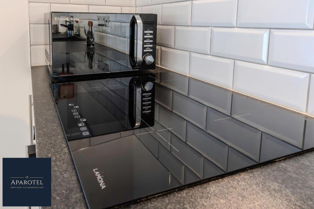 Aparotel Serviced Apartments - Stonehenge, Amesbury Town Centre Værelse billede