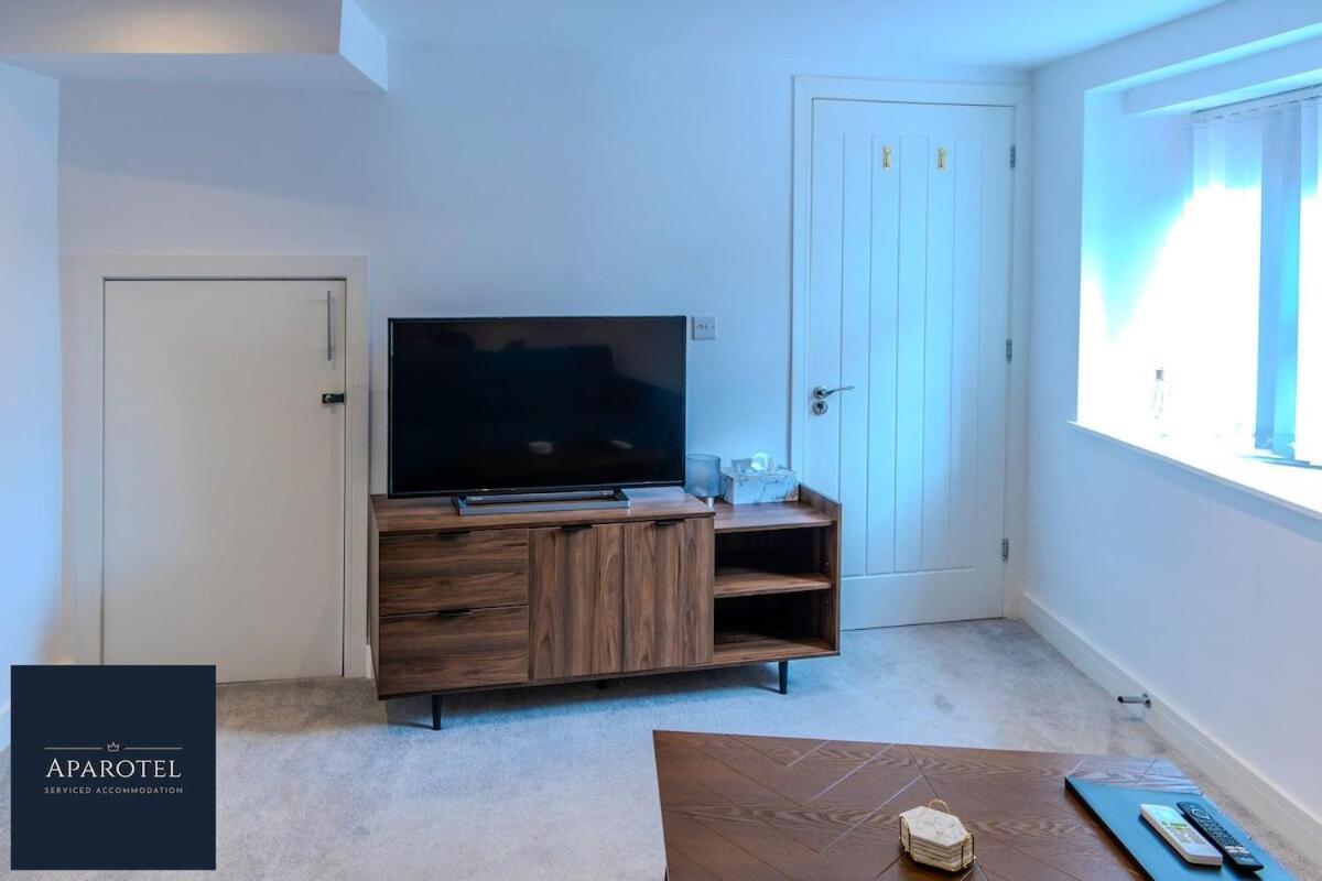 Aparotel Serviced Apartments - Stonehenge, Amesbury Town Centre Værelse billede