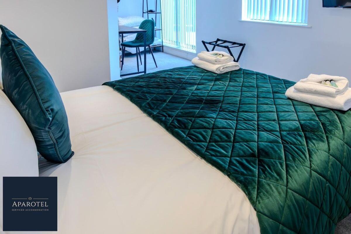 Aparotel Serviced Apartments - Stonehenge, Amesbury Town Centre Værelse billede